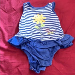 Infant clothes